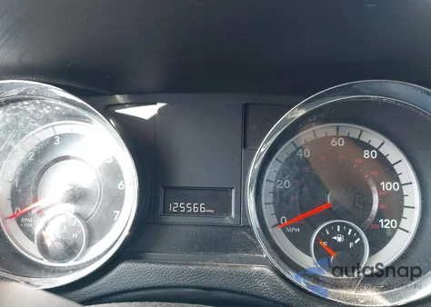 2013 Dodge Grand Caravan Sxt z USA, uszkodzony, nr VIN 2C4RDGCG2DR719677